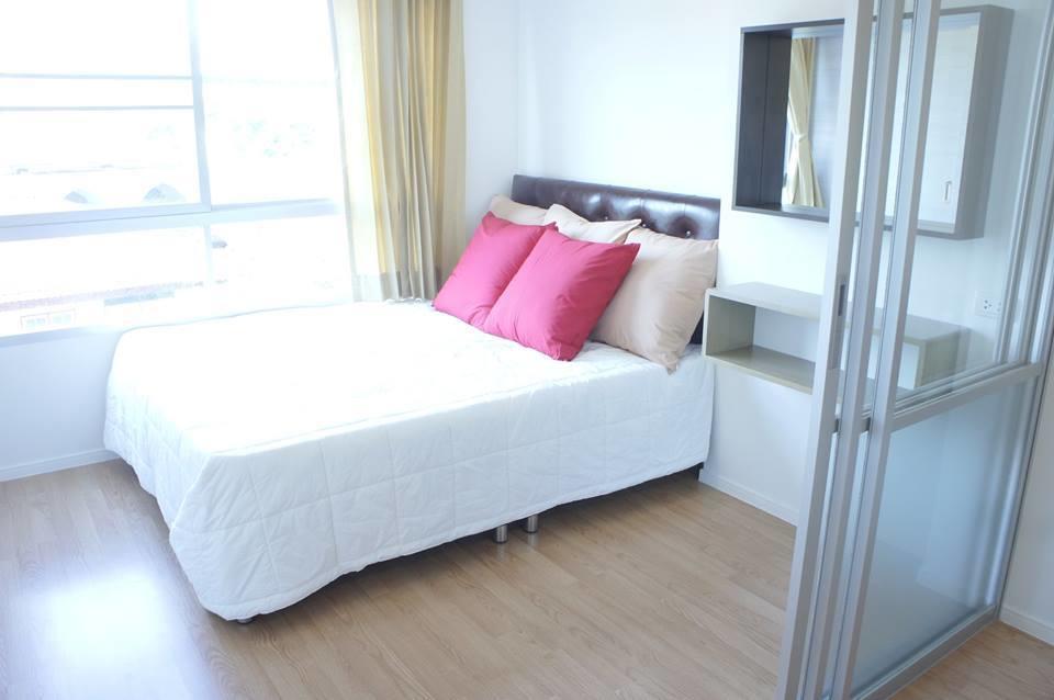 Airport Link Hua Mak Condo Бангкок Екстер'єр фото