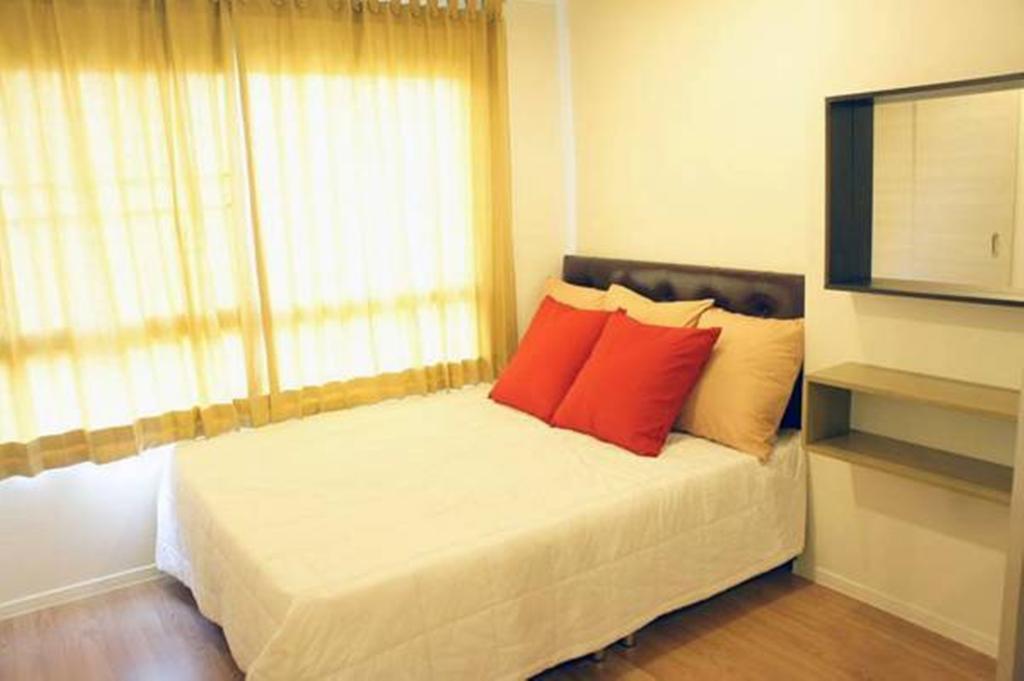 Airport Link Hua Mak Condo Бангкок Номер фото