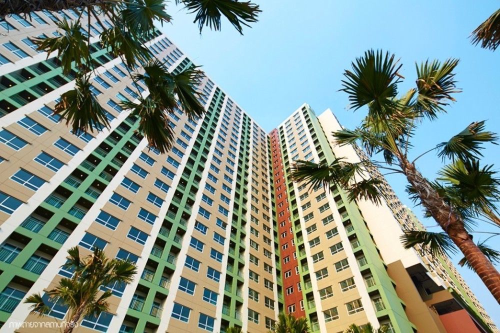 Airport Link Hua Mak Condo Бангкок Екстер'єр фото
